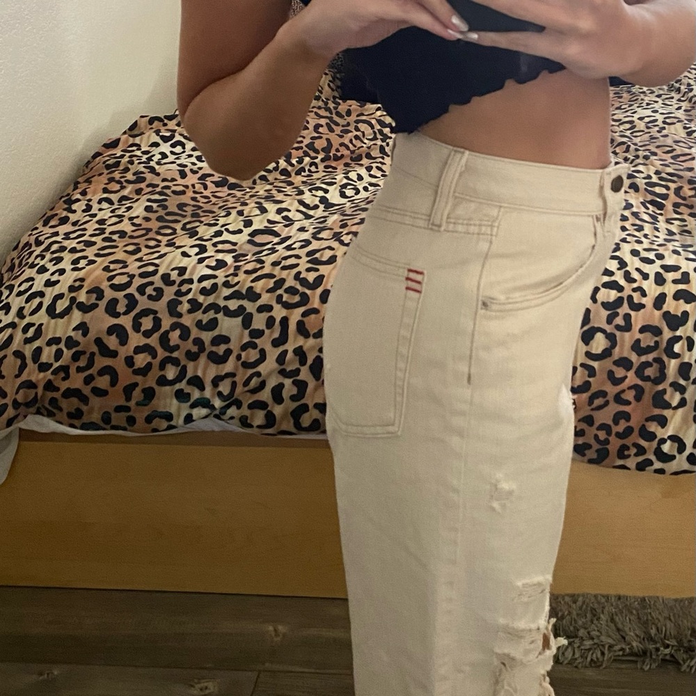 Urban Outfitters BDG High Rise Baggy White Jean.